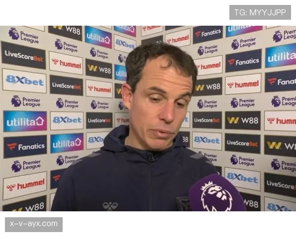 桑德兰球迷支持球队出征，激情四溢的表现值得关注