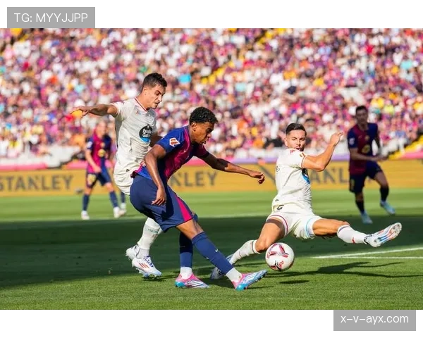 亚马尔vs梅西:天才少年与GOAT之间,足球天赋上限的差距在哪里? 亚马尔vs梅西:天才少年与GOAT之间,足球天赋上限的差距在哪里?